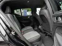 Gebraucht Volvo XC40 Core 163 PS (119 kW) 2024 Onyx schwarz SUV