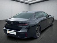 Gebraucht BMW 740 M Sport 299 PS (219 kW) 2025 Schwarz Limousine