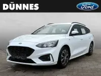 Używany Ford Focus ST-Line 125 KM (91 kW) 2020 Biały Sedan/Limuzyna