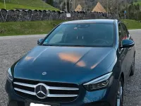 Gebraucht Mercedes B200 150 PS (110 kW) 2019 Blau Van / Kleinbus