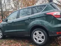 Gebraucht Ford Kuga 150 PS (110 kW) 2018 Grün SUV