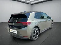 Gebraucht VW ID.3 Pro 150 kW (204 PS) 2024 Grün Kleinwagen