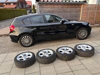 Gebraucht BMW 118 143 PS (105 kW) 2010 Schwarz Kleinwagen