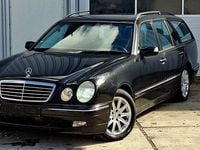 Gebraucht Mercedes E240 Avantgarde 170 PS (125 kW) 2002 Schwarz Kombi