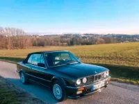 Gebraucht BMW 320 120 PS (88 kW) 1988 Schwarz Cabrio