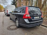 Gebraucht Volvo V70 Kinetic 145 PS (106 kW) 2010 Schwarz Kombi