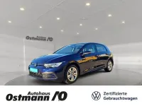 Gebraucht VW Golf VIII Life 150 PS (110 kW) 2022 Blau Limousine