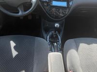 Gebraucht Ford Focus 115 PS (84 kW) 2003 Grau Kleinwagen