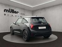 Gebraucht Mini Cooper Favoured 156 PS (114 kW) 2024 Midnight black ii Kleinwagen