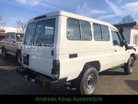 gebraucht Toyota Land Cruiser GRJ 78 4,0i V6 Automatik MY24SOFORT