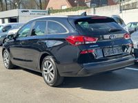 gebraucht Hyundai i30 cw Passion DAB Sitz+Lkr.Hz Spurass. PDC RüK