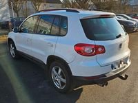 Gebraucht VW Tiguan Trendline 140 PS (102 kW) 2008 Weiß SUV