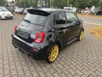 Gebraucht Abarth 695 179 PS (131 kW) 2024 Schwarz Kleinwagen
