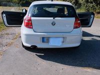 Gebraucht BMW 116 122 PS (89 kW) 2012 Weiß Kleinwagen