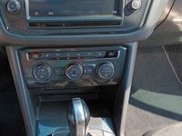 gebraucht VW Tiguan 2.0 TSI 132kW DSG BMT 4MOTION Highlin...