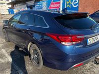 Gebraucht Hyundai i40 Space 135 PS (99 kW) 2018 Blau Kombi