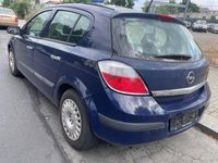Gebraucht Opel Astra Edition 90 PS (66 kW) 2004 Blau Limousine