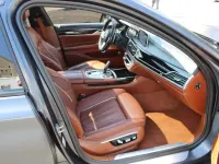 Gebraucht BMW 760 609 PS (447 kW) 2018 Grau Limousine