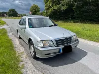 Gebraucht Mercedes C200 Elegance 136 PS (100 kW) 2000 Silber Limousine