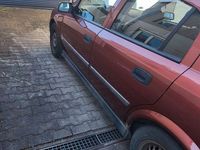 Second-hand Opel Astra 84 CP (61 kW) 2001 Roșu Berlinǎ