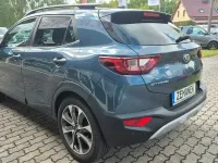 Gebraucht Kia Stonic Spirit 120 PS (88 kW) 2018 Blau SUV