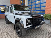 Gebraucht Land Rover Defender Adventure 122 PS (89 kW) 2016 Weiß Kombi