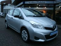 Gebraucht Toyota Yaris Cool 69 PS (50 kW) 2012 Ultra silver Kleinwagen