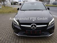 Gebraucht Mercedes CLA200 Shooting Brake 156 PS (114 kW) 2017 Schwarz Kombi