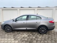 Gebraucht Renault Fluence 140 PS (102 kW) 2011 Gold Limousine