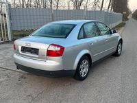 Käytetty Audi A4 130 HP (95 kW) 2001 Hopea Sedan