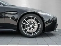 Gebraucht Aston Martin V8 Vantage 436 PS (320 kW) 2015 Onyx black Coupé