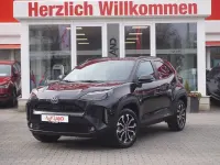 Gebraucht Toyota Yaris Cross 116 PS (85 kW) 2024 Rot SUV