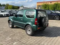 Używany Suzuki Jimny 86 KM (63 kW) 2009 Zielony SUV