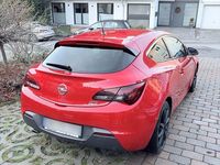Gebraucht Opel Astra GTC 140 PS (102 kW) 2012 Rot