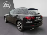 Gebraucht Mercedes GLC220 194 PS (142 kW) 2021 Obsidianschwarz SUV
