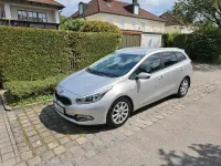 Gebraucht Kia Ceed 90 PS (66 kW) 2014 Silber Kleinwagen