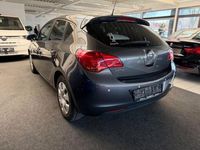 Gebraucht Opel Astra Edition 87 PS (63 kW) 2010 Grau Limousine