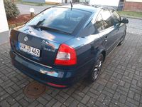 Gebraucht Skoda Octavia Family 105 PS (77 kW) 2012 Blau Limousine