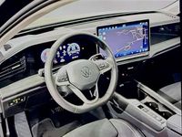 Gebraucht VW Passat Elegance 150 PS (110 kW) 2025 Schwarz Kombi