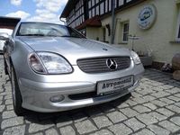 Gebraucht Mercedes SLK200 163 PS (119 kW) 2000 Silber Cabrio