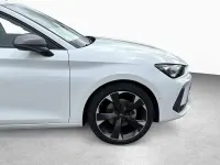 Używany Cupra Leon 150 KM (110 kW) 2025 Biały Kombi