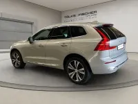 Gebraucht Volvo XC60 Plus 197 PS (144 kW) 2023 735 silber dawn (metallic) SUV