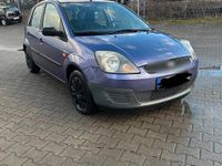 Gebraucht Ford Fiesta 69 PS (50 kW) 2006 Violet Kleinwagen