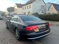 Gebraucht Audi A8 Comfort 250 PS (183 kW) 2011 Braun Limousine
