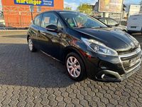 Gebraucht Peugeot 208 68 PS (50 kW) 2018 Schwarz Kleinwagen