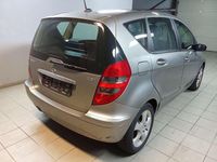 Gebraucht Mercedes A180 109 PS (80 kW) 2005 Kometgrau Limousine