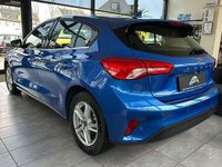 Gebraucht Ford Focus 125 PS (91 kW) 2021 Blau Limousine