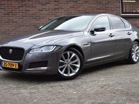 Gebraucht Jaguar XF Prestige 163 PS (119 kW) 2019 Grau Limousine