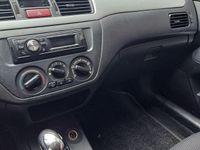 Gebraucht Mitsubishi Lancer Comfort Edition 135 PS (99 kW) 2004 Silber Kombi