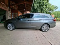Gebraucht Opel Astra 150 PS (110 kW) 2018 Grau Kombi